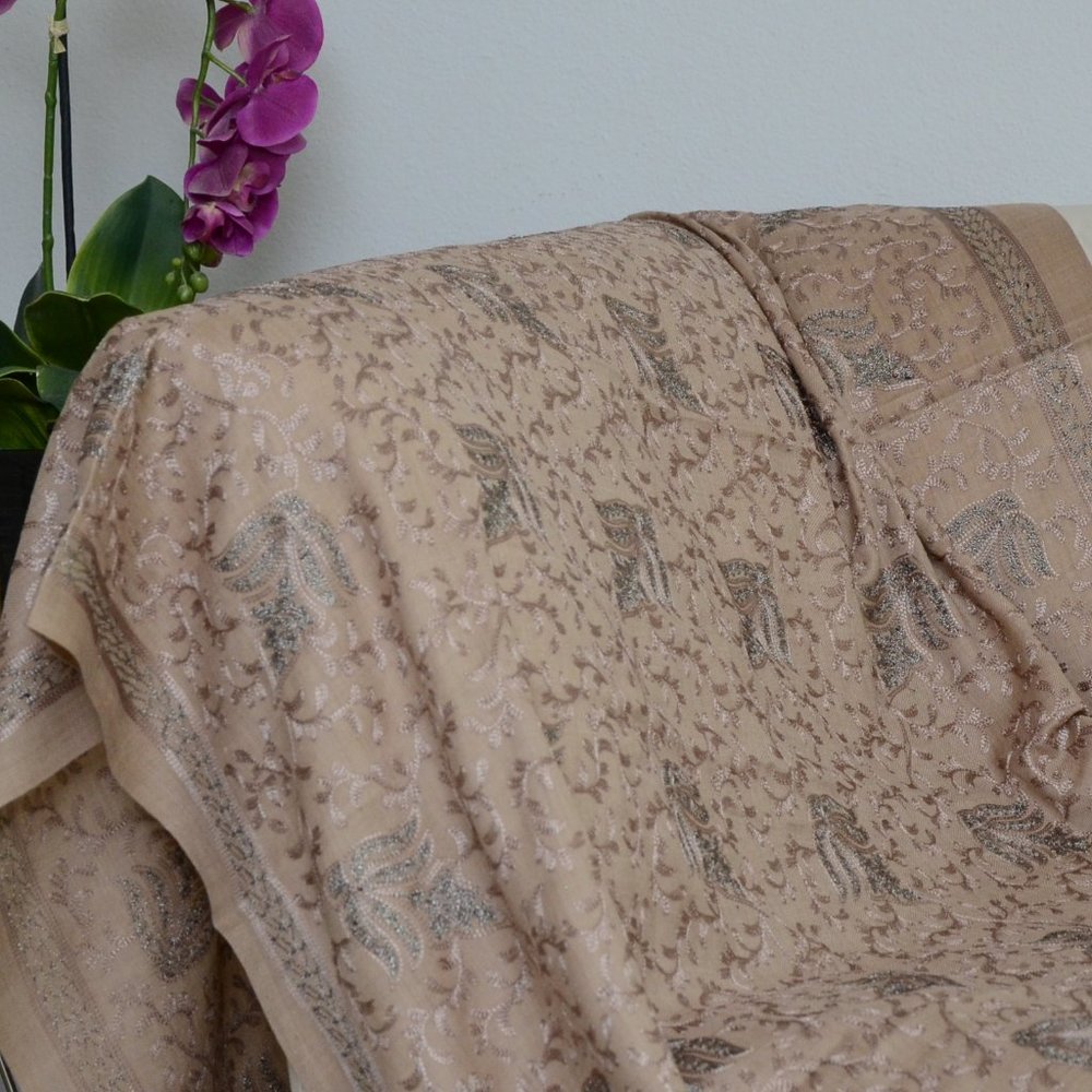 NEW Shawl, Beige, Indian Pashmina Wool, Full Embroidered Flower &Vine, 84x44 - Picture 3 of 12